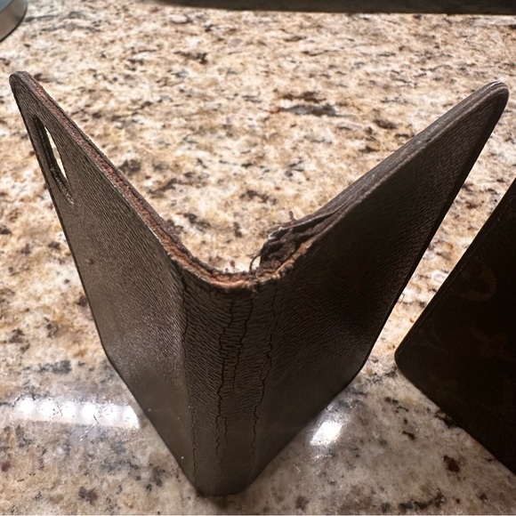 2 Louis Vuitton X iPhone Folio Cases - Picture 6 of 13